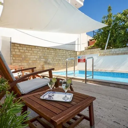 Apartment In With Sea View, Balcony, Air Conditioning, Wifi 91-3