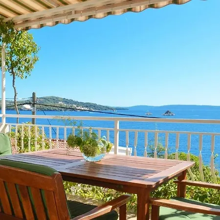In With Sea View, Balcony, Air Conditioning, Wifi 91-3
